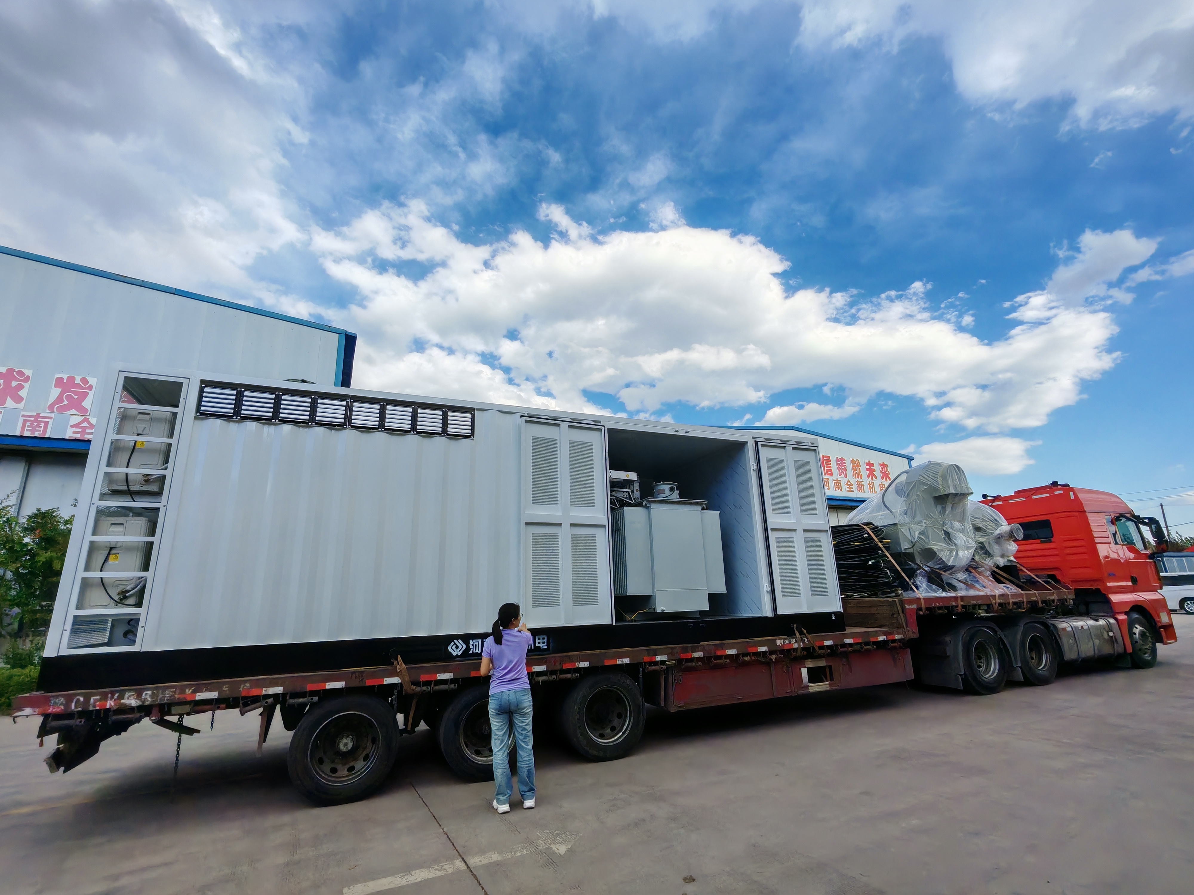 3150kva箱變配2台1200kw/660v正壓（yā）防爆電機發貨新疆